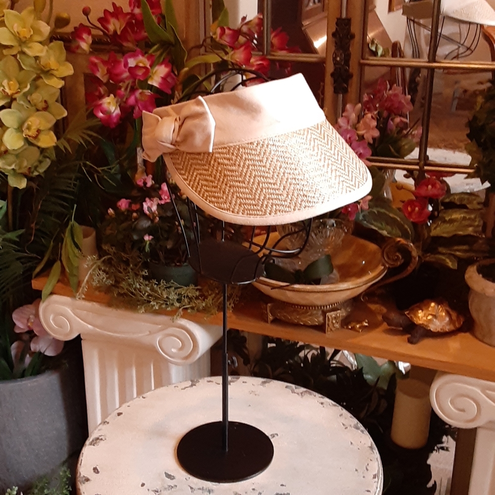 BETMAR Herringbone Faux Straw & Khaki Bow Visor